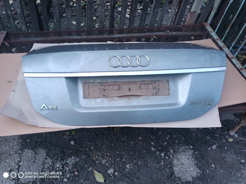 Кришка багажника на ауді а6с6