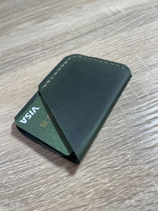 Мінімалістичний картхолдер з натуральної шкіри