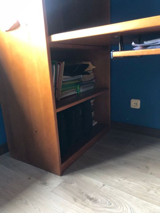 Secretaria com móvel