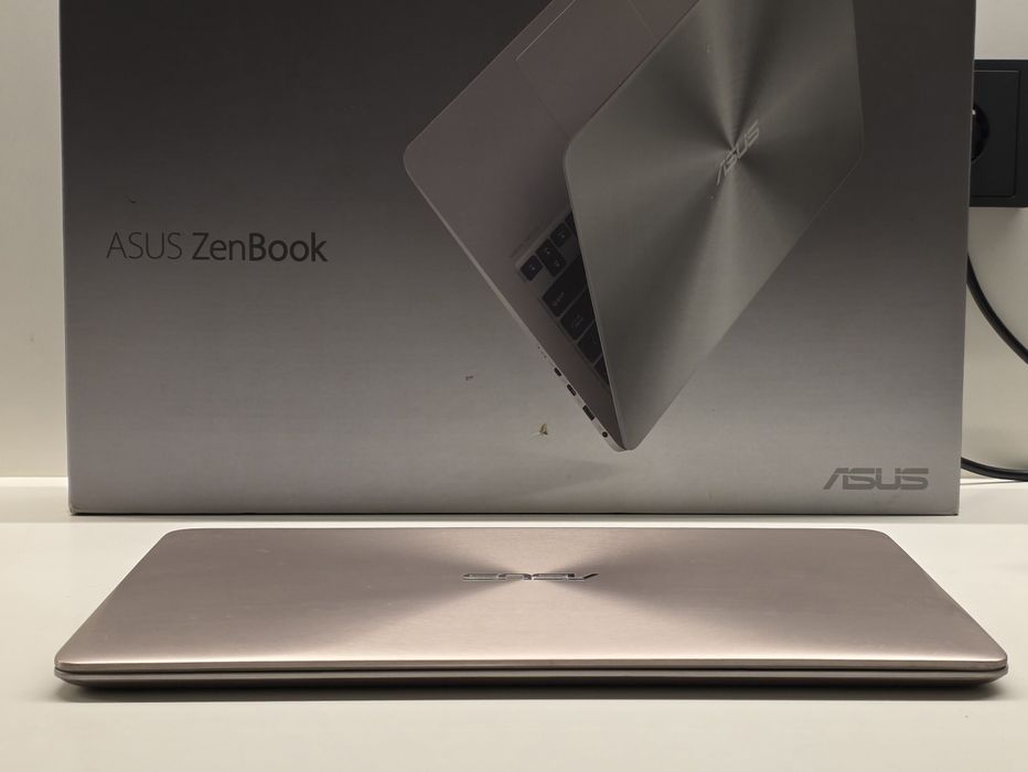 Asus ZenBook UX330C 13.3"