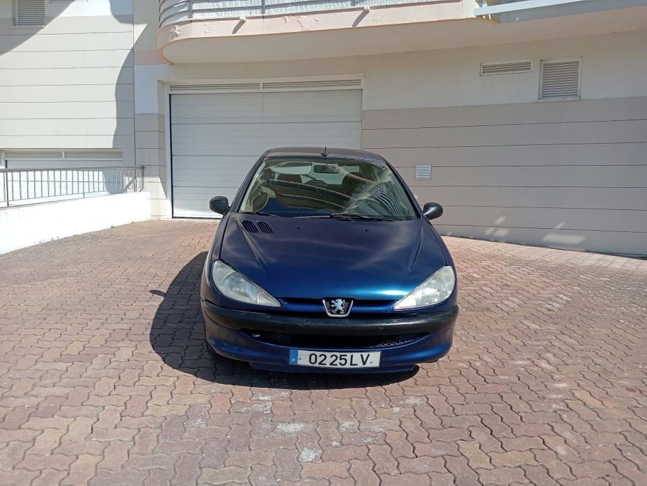Peugeot 206 1.2 16.vavulas ano 99