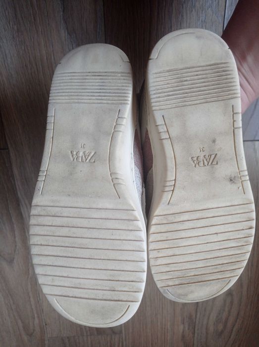 Шкіряні кросівки Zara 31, зара