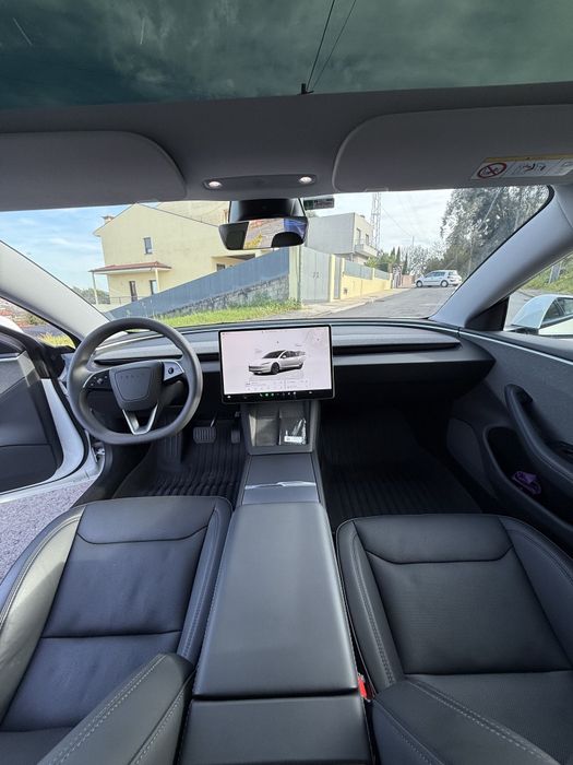 Tesla Modelo 3 SR Highland