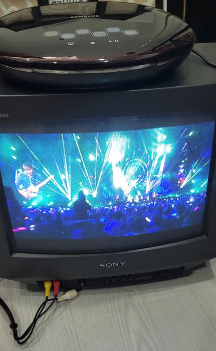 TV Sony KV-14T1E CRT Triniton + Entrega Grátis *