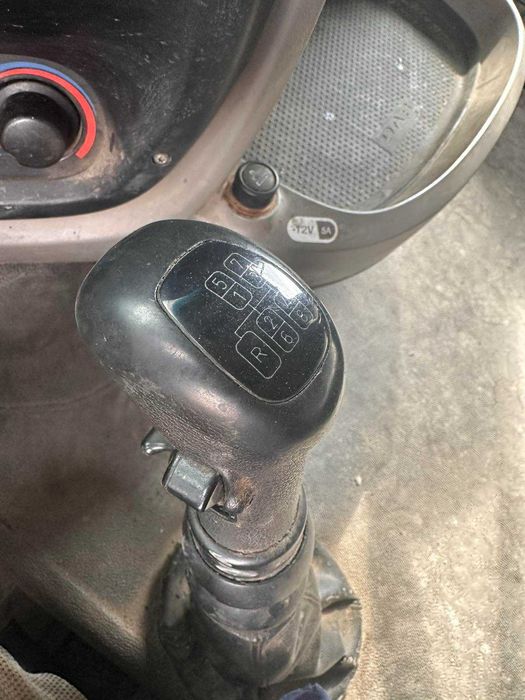 Тягач вантажний DAF XF 105