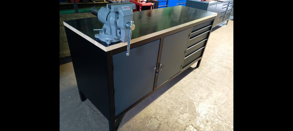 Stół warsztatowy spawany 140x60 Solidny