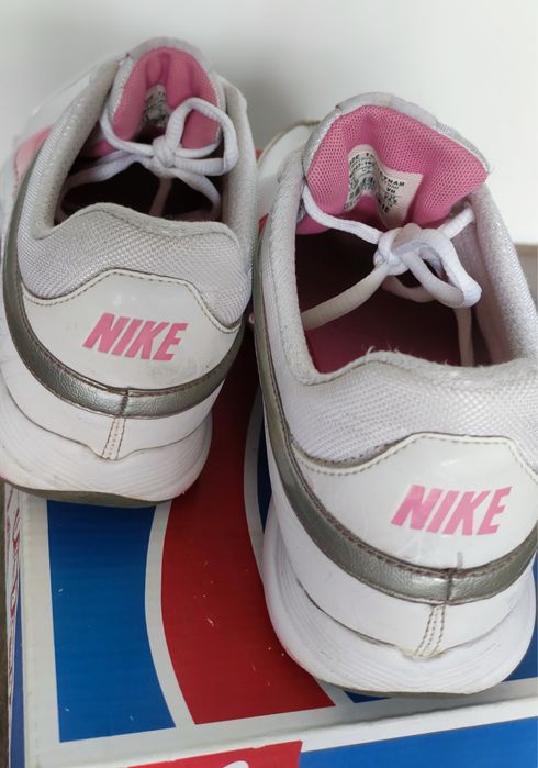 Damskie buty Nike Training Air Swift r. 38,5