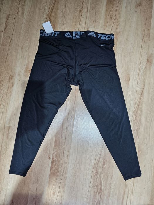 Legginsy adidas techfit
