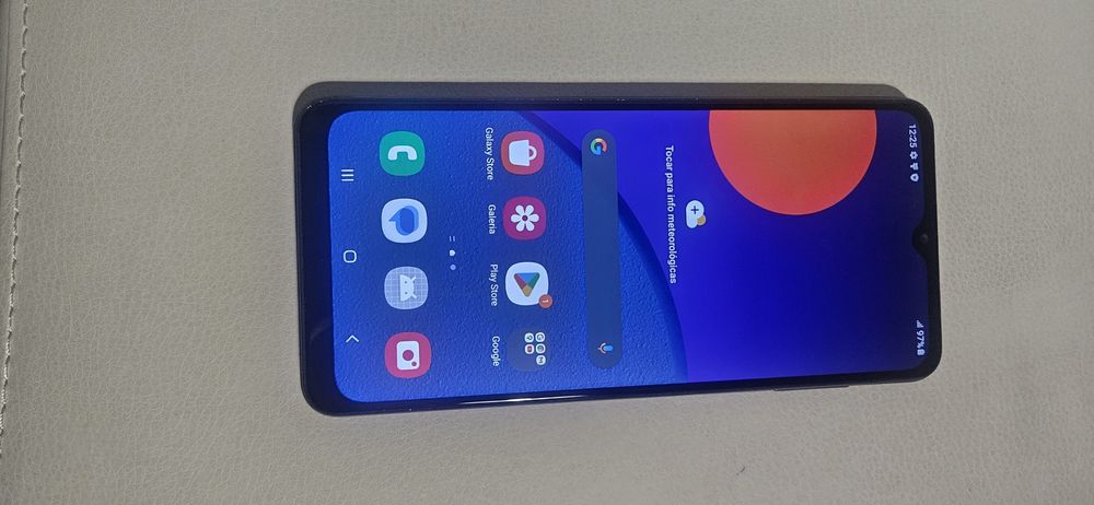 Samsung Galaxy M12