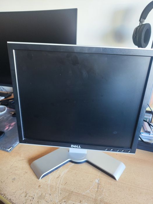 Monitor HP 19 polegadas + Monitor Dell 17