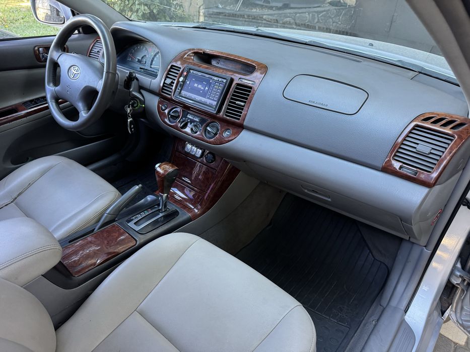 Toyota Camry 2.4 газ