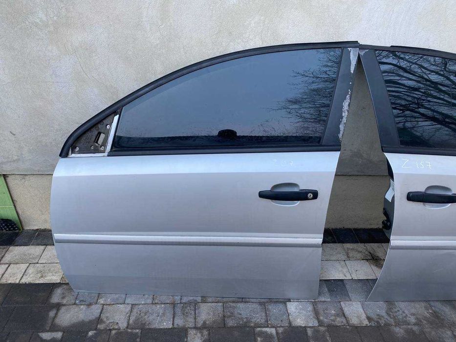 Двері Opel Vectra C седан Z157
