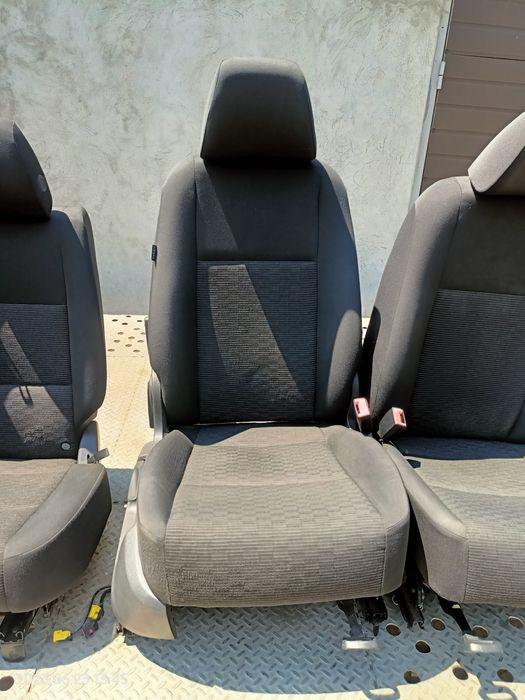Салон Volkswagen Tiguan сидения сидушки Фольксваген тигуан карты пол