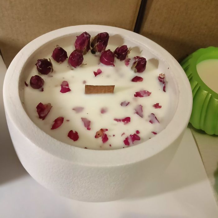 Соева свічка в бетонному кашпо