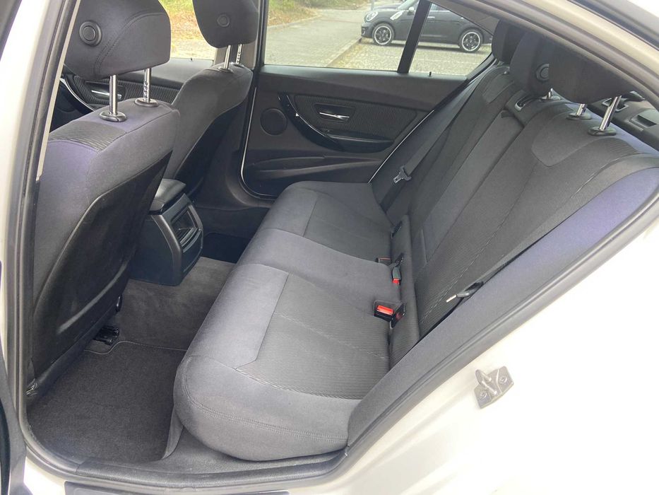 **Para vender até ao fim de semana** BMW 316d F30 De 2012