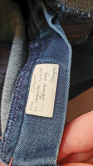 Damskie jeansy wrangler W30 L32 corynn