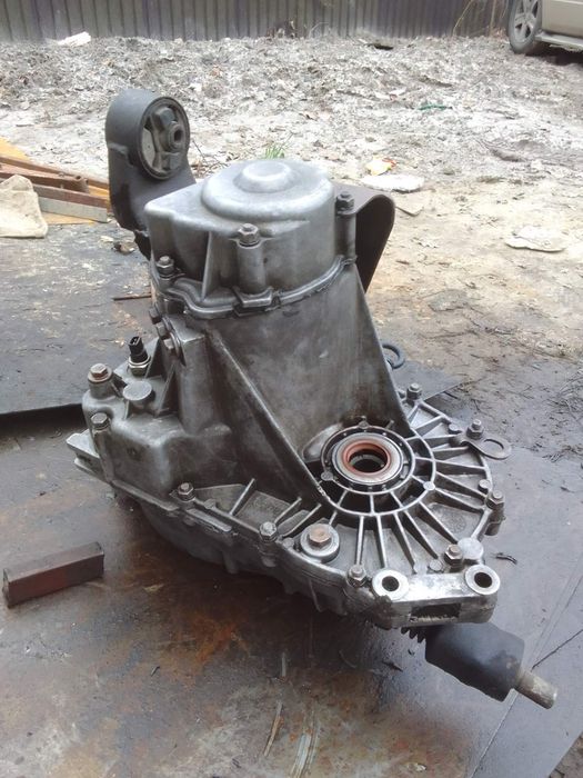 Продам коробку передач на ваз 2109