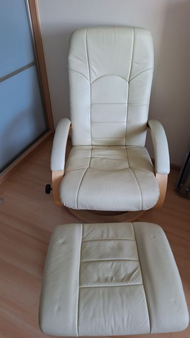 Fotel wypoczynkowy + podnóżek | gięte drewno | ponadczasowy design