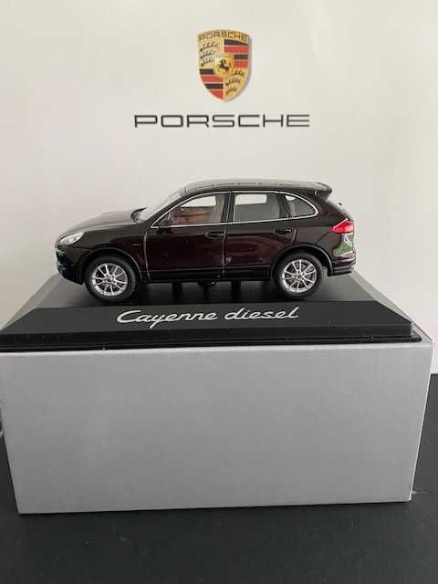 Porsche Cayenne E2 II diesel - 1/43 escala