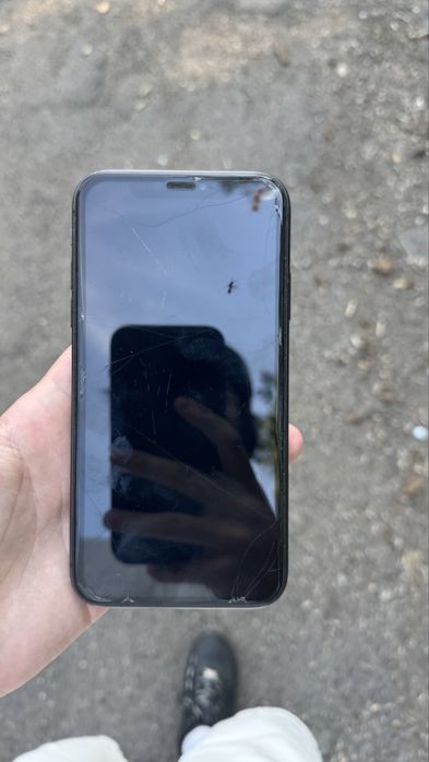 iphone 11 гарний стан