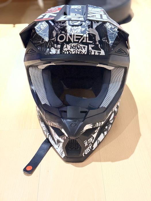 Capacete MX O'Neal 3SRS (novo)