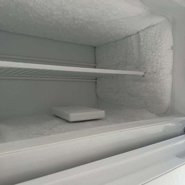 Frigorifico grande Hotpoint em perfeito funcionamento
