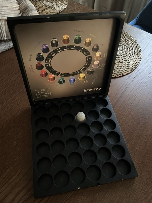 Ekspres do kawy De Longhi Nespresso + Gratis