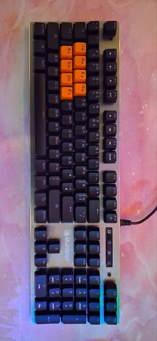 Клавіатура ігрова