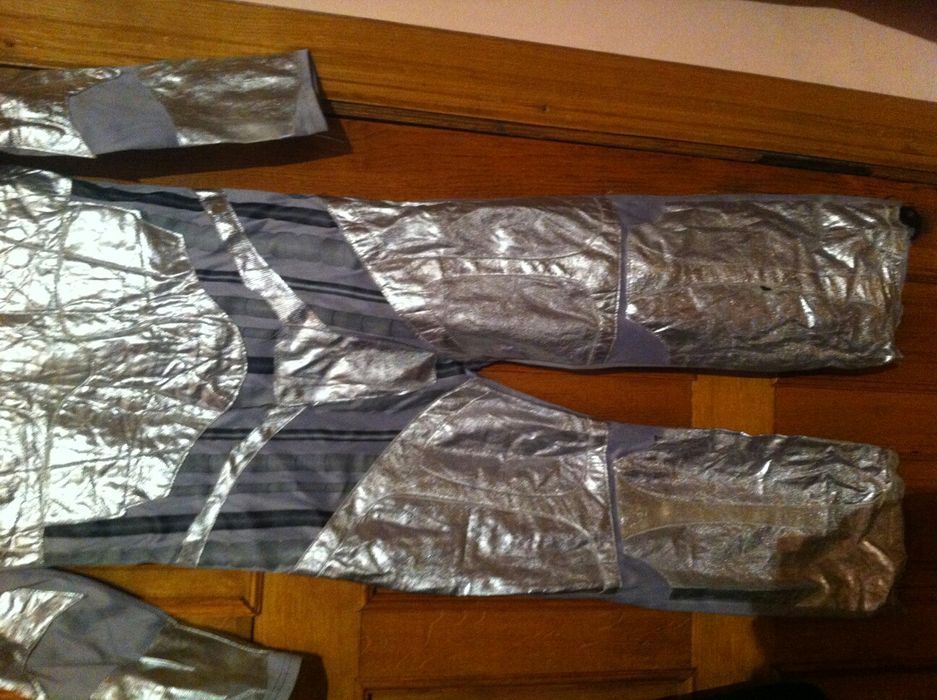 Карнавальный костюм ,комбинезон Доктор Кто