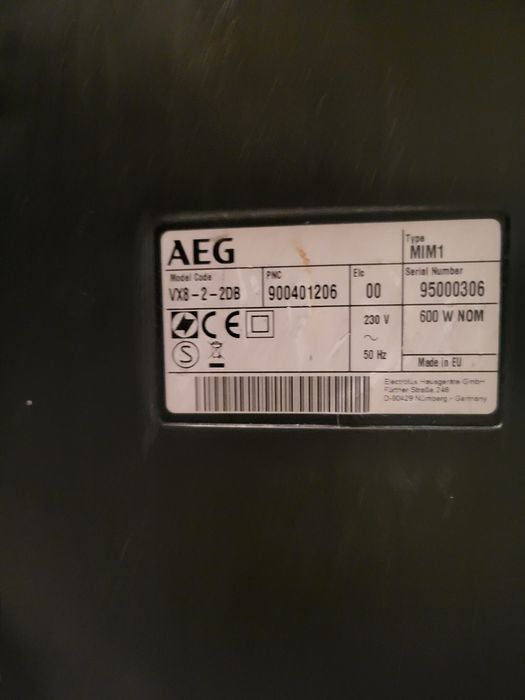 Aspirador AEG VX8  SILENCE