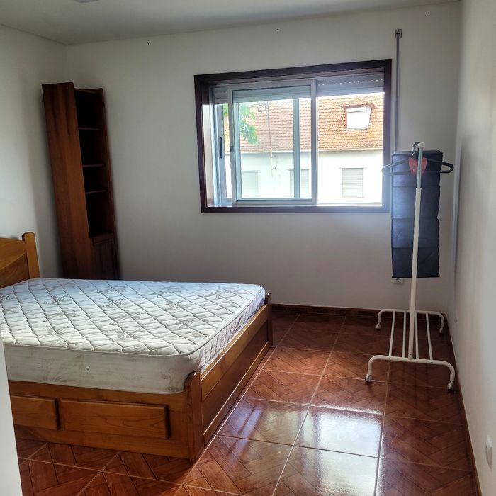 Arrenda se quarto individual