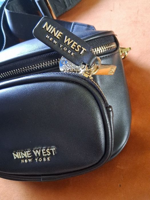 Torebka biodrówka Nine West skora