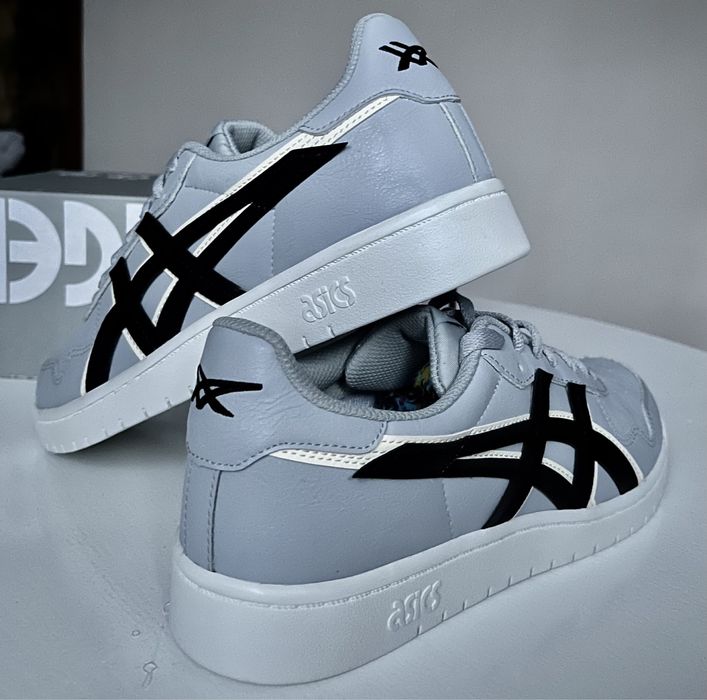 Buty Adidasy marki Asics - nowe