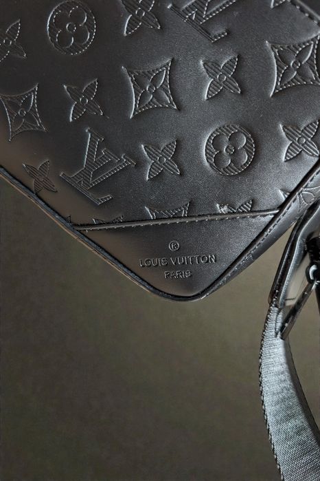 Louis Vuitton Duo Messenger Czarna  – Monogram Eclipse – Ide