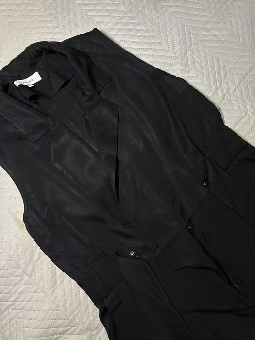 Чорний жіночий комбінезон REISS M