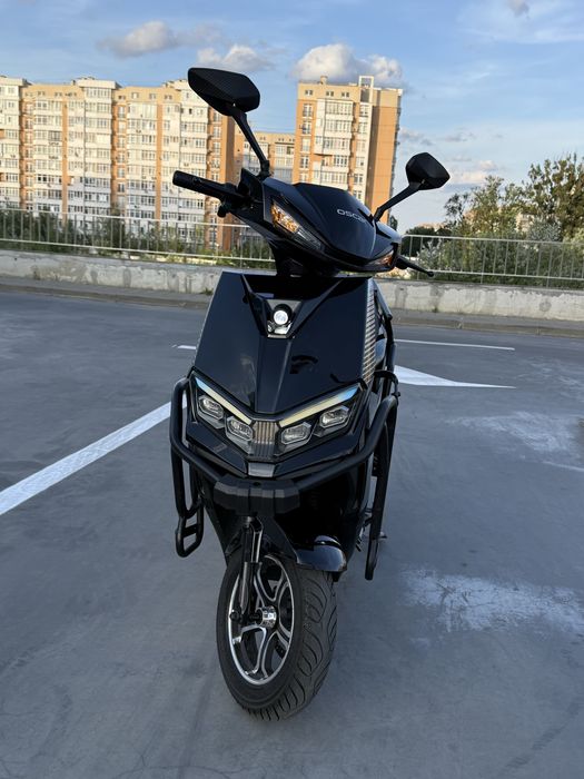 Оренда електроскутерів м.Львів “Oscar CR21 Sport 2500w”