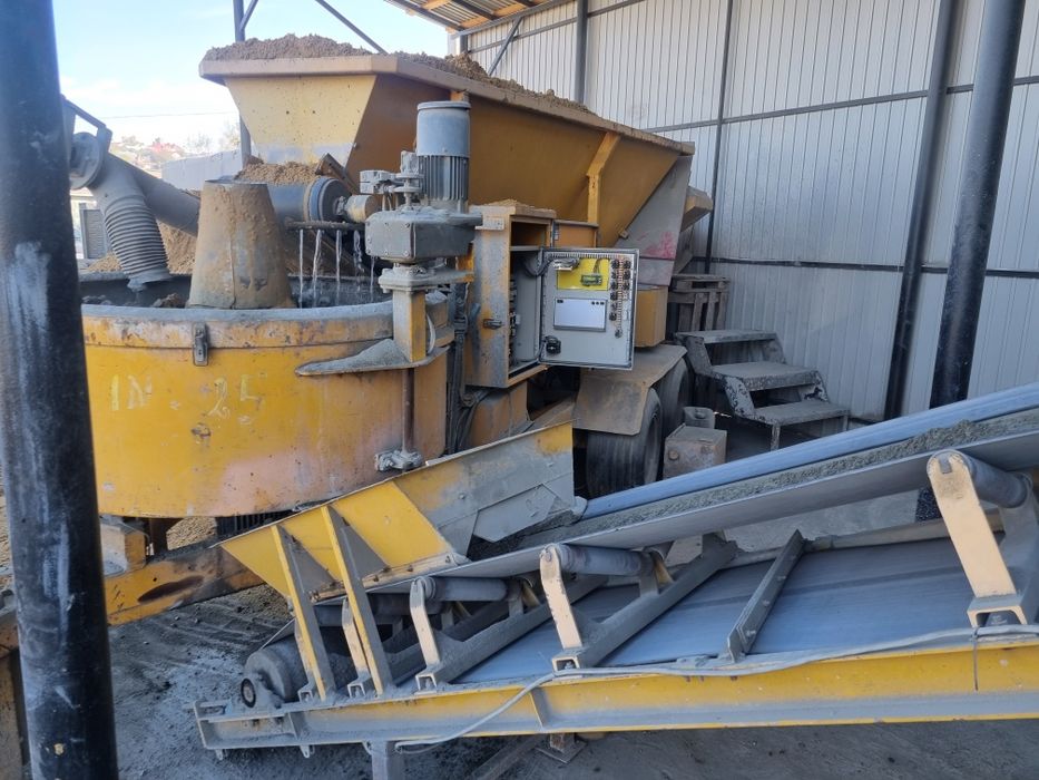 Обладнання для виробництва бетонних виробів. Бетонні кільця