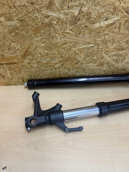 Forqueta Suspensão Yamaha MT 09 , Tracer , XSR 900 , R7