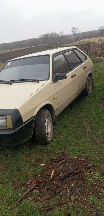 Легкова машина Ваз 2109