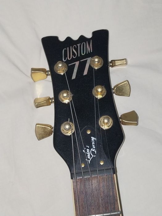 Custom 77 London's Burning deluxe 3 (DL3) (formato Gibson les paul)