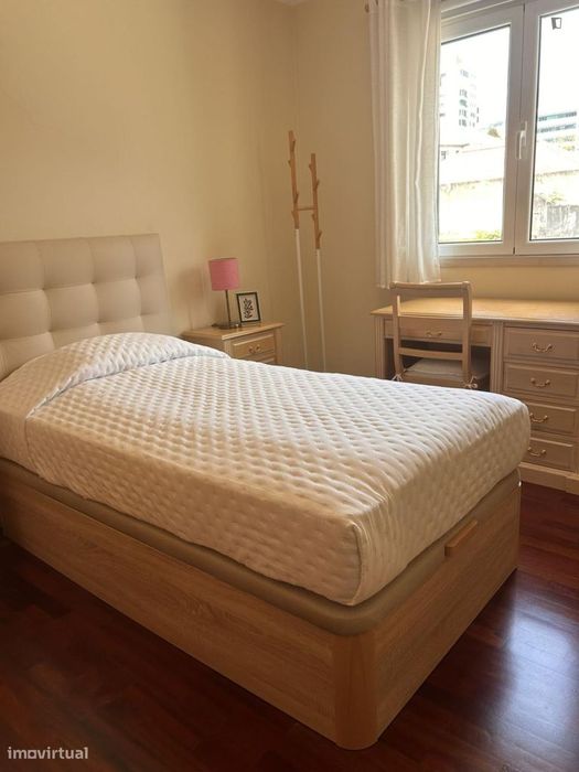 Apartamento com 2 quartos - localizado em Funchal