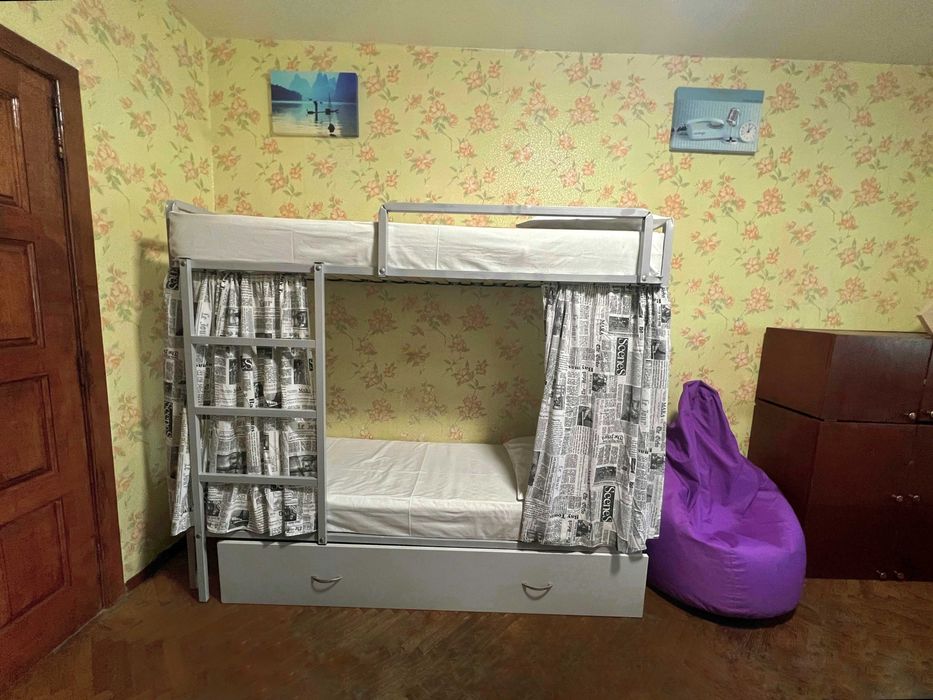 Место в комнате. Киев, Днепровский район — 1500 грн в месяц!