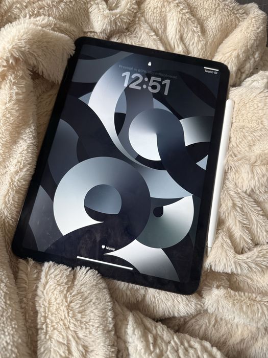 Ipada air 5 64gb+ apple pancile