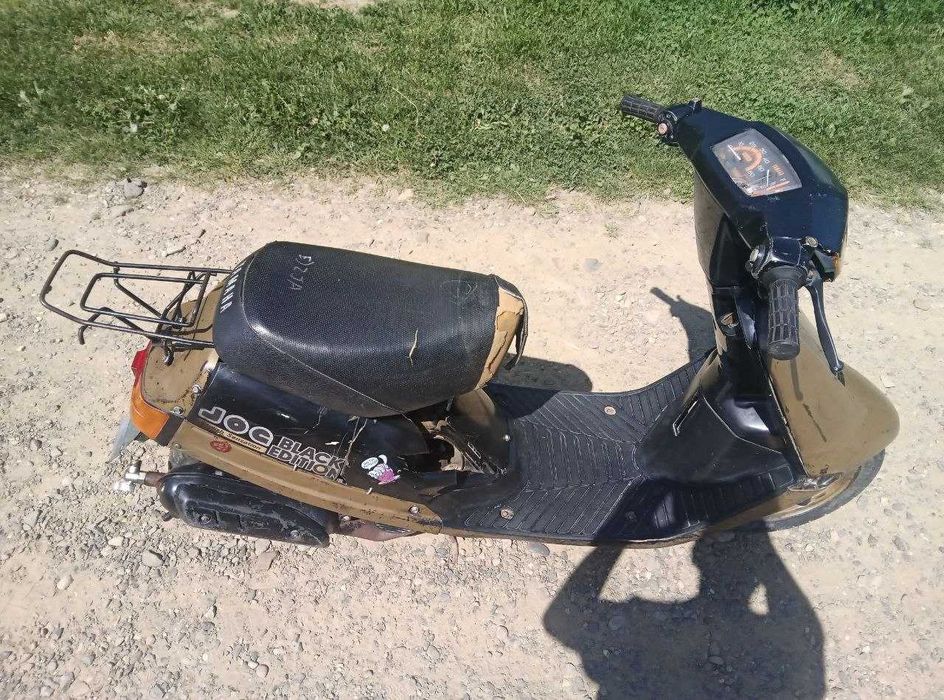 Yamaha Jog Black Edition на полном ходу (видео обзор)