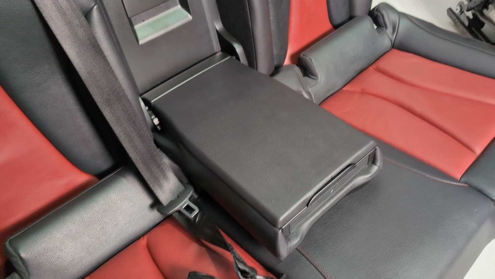 Комплект шкіряних спортивних сидінь з Audi S3 2015 (8V) Premium Plus