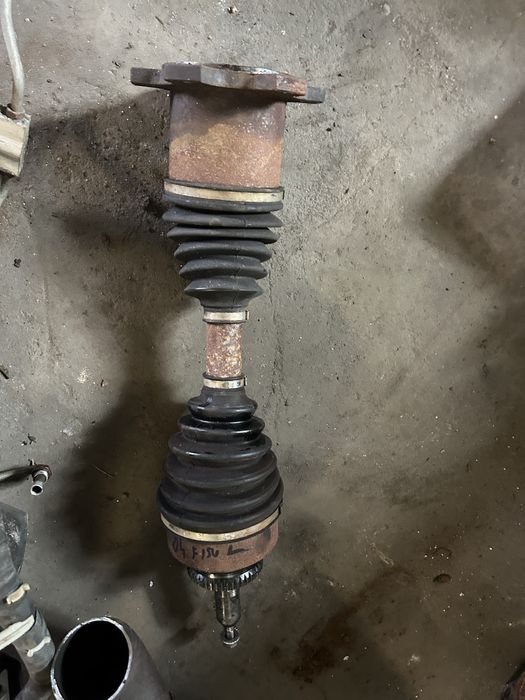 Ford f150 półoś lewa ładna 2004-08