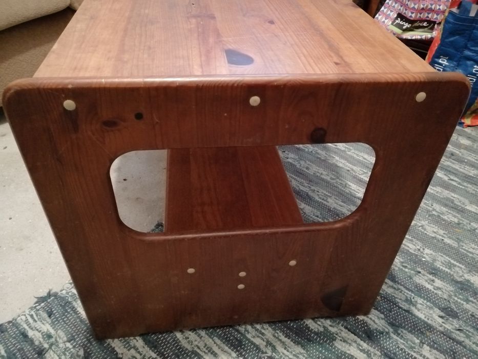 Mesa de apoio em pinho