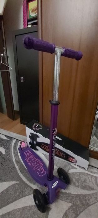 Самокат дитячий.