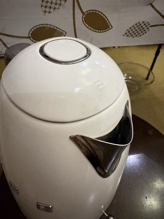 Електрочайник  Smeg