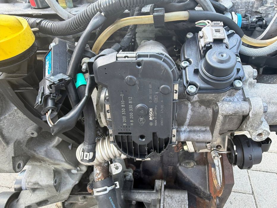 kompletny silnik 2.0 dci renault trafic euro 4 2006-2010r